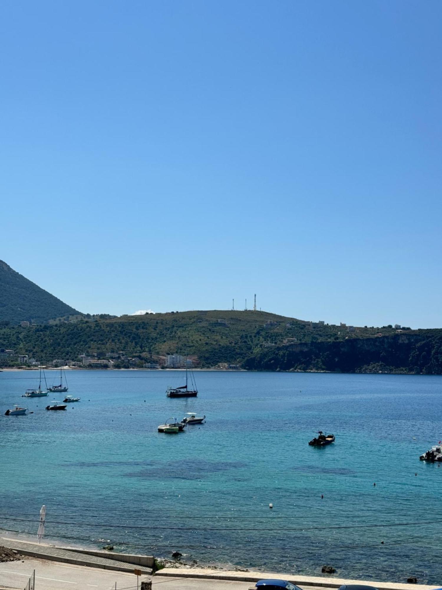 公寓 Beachfront Himare