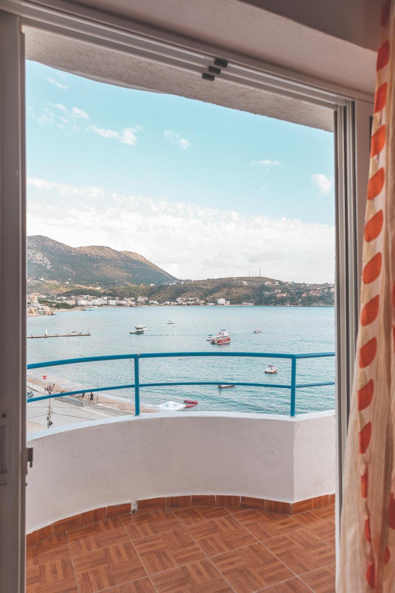 Beachfront Apartment *