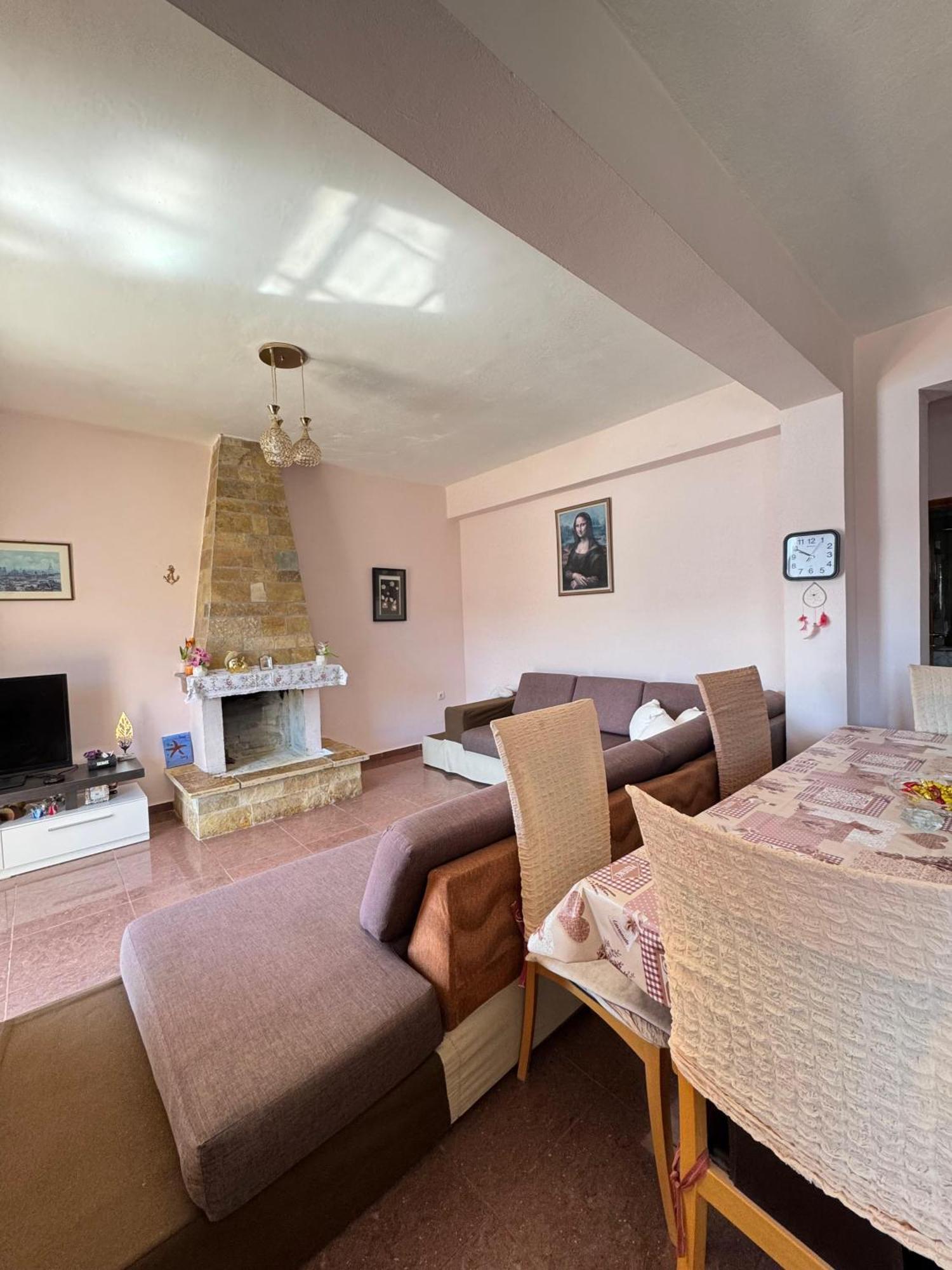Beachfront Apartment Himare